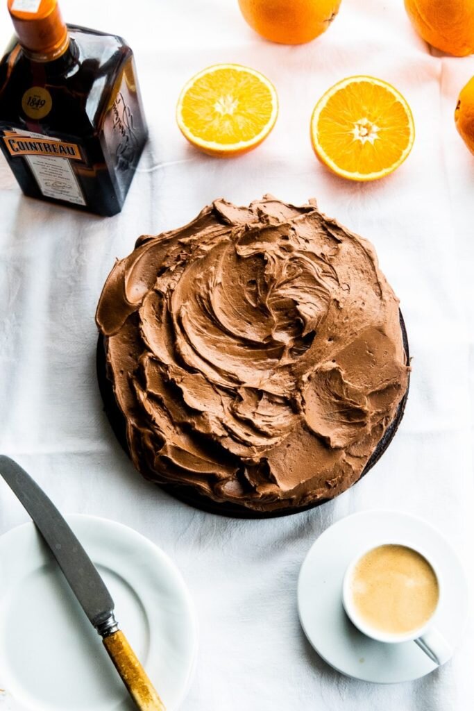 Ciasto czekoladowe z likierem pomarańczowym Cointreau: proste i zachwycające 2