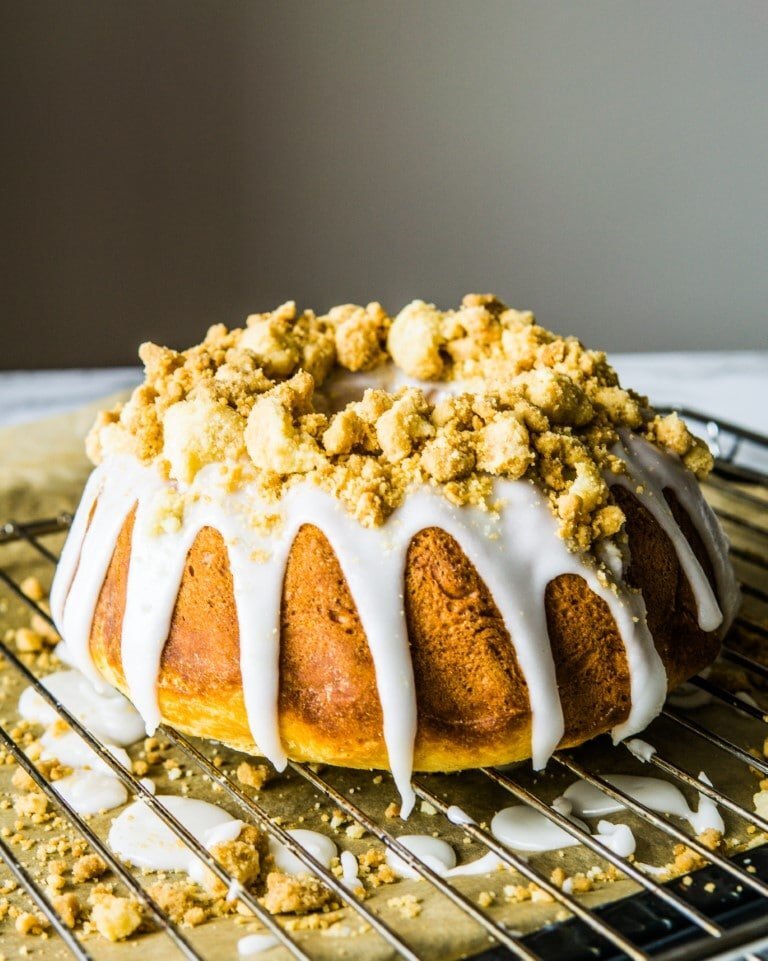 Polish Easter Yeasted Baba with Lemony Glaze and Buttery Streusel 1