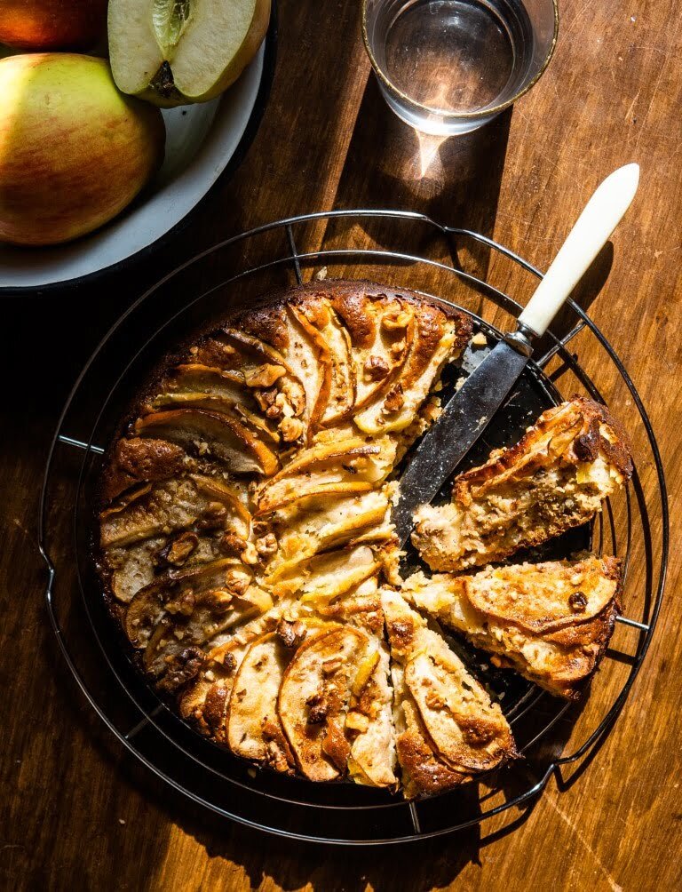Breakfast Apple Cake with Cold-Pressed Rapeseed Oil 2